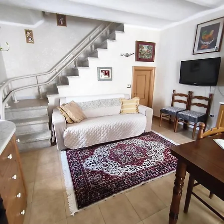 Semesterbostad La Casa D Rocchetta Sant'Antonio